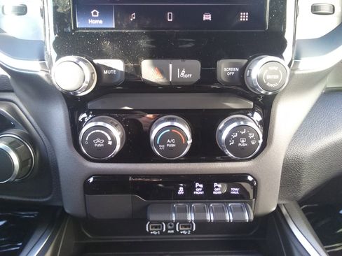 New 2026 RAM 1500 Express image 18