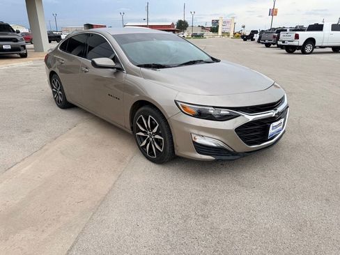 Used 2024 Chevrolet Malibu RS FWD image 5
