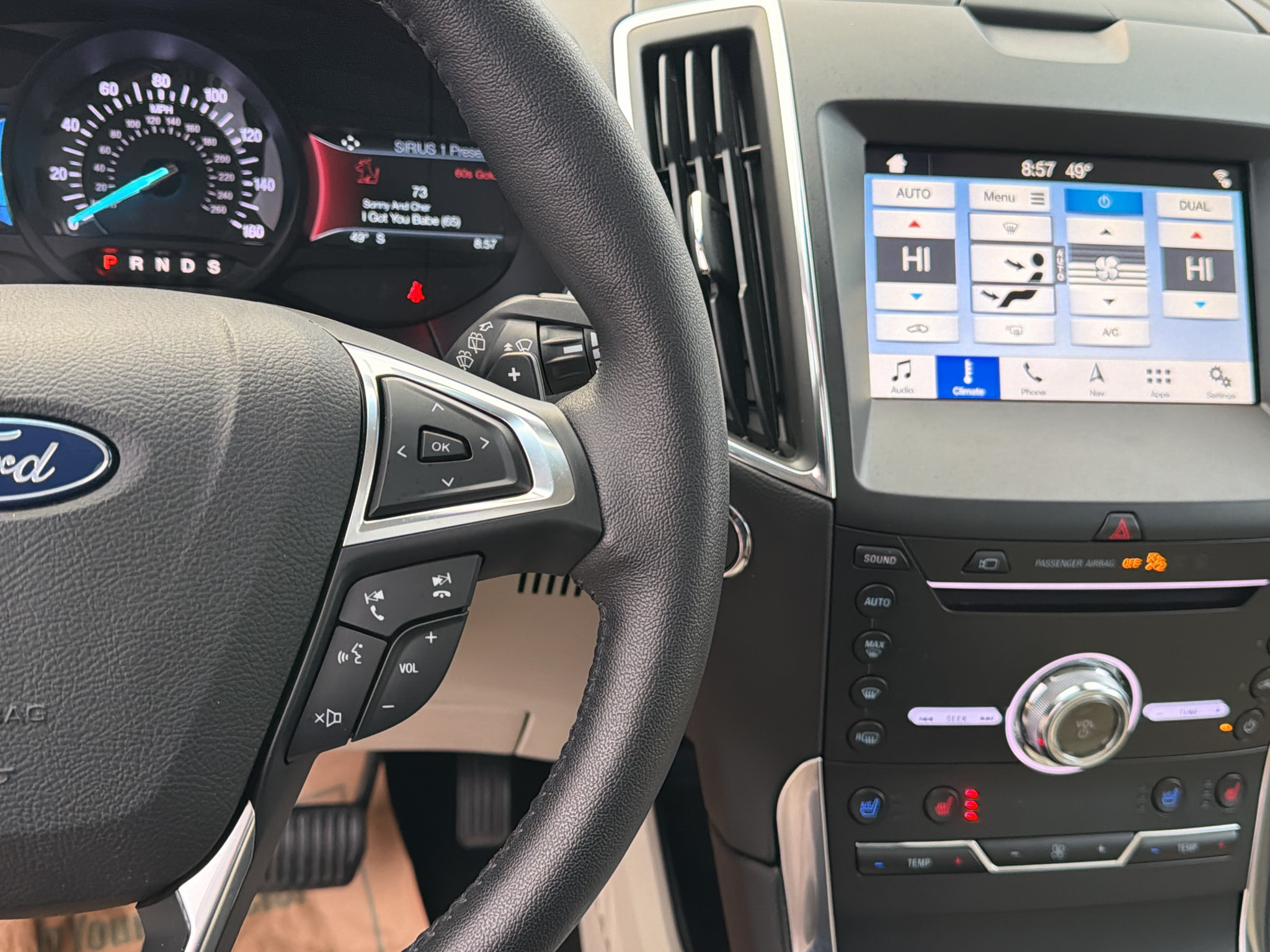 Used 2019 Ford Edge Titanium w/ Equipment Group 301A AWD/4WD image 33