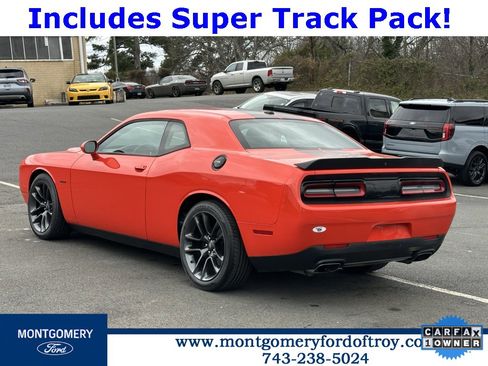 Used 2018 Dodge Challenger R/T w/ Blacktop Package image 7