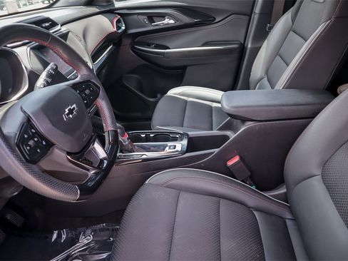 Used 2023 Chevrolet TrailBlazer RS image 9