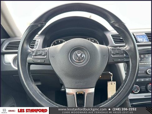 Used 2013 Volkswagen Passat 2.5 SE image 21