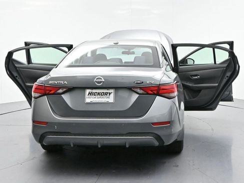 Used 2020 Nissan Sentra SV FWD image 35