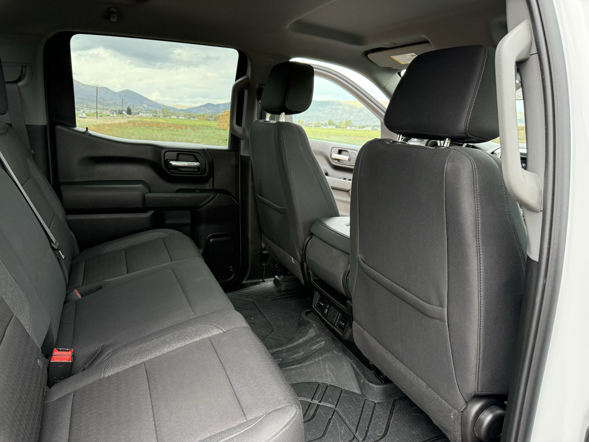 Used 2024 Chevrolet Silverado 1500 Custom AWD/4WD image 33