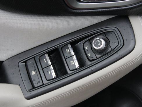 Used 2019 Subaru Forester Premium image 10