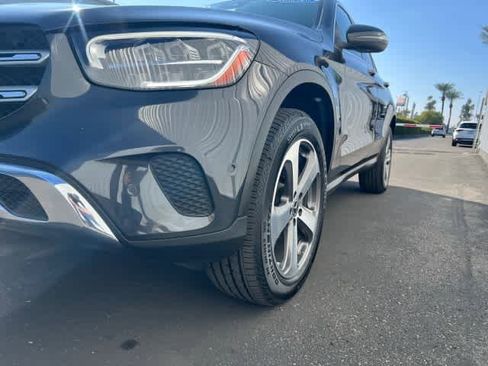 Certified 2022 Mercedes-Benz GLC 300 4MATIC image 9