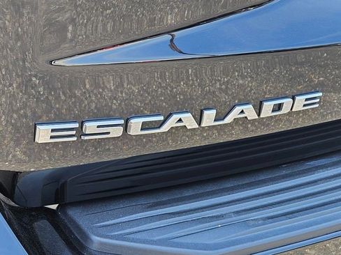Certified 2023 Cadillac Escalade Premium Luxury RWD image 15