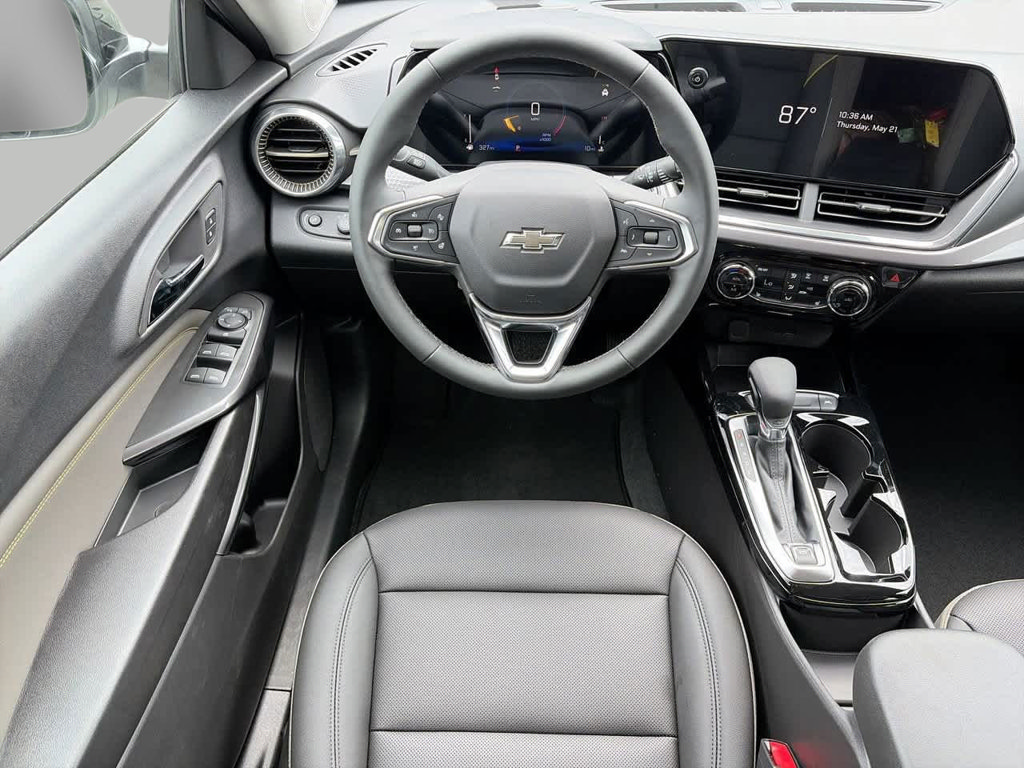 Used 2026 Chevrolet Trax ACTIV w/ Driver Confidence Package FWD image 11