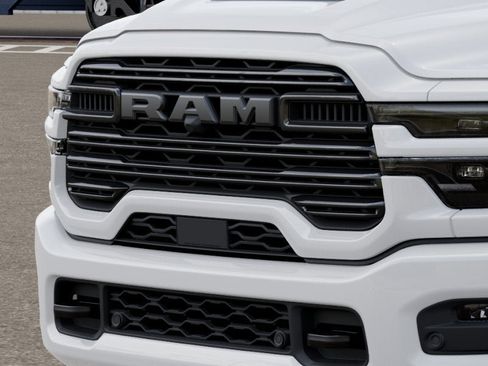 New 2026 RAM 2500 Laramie AWD/4WD image 11