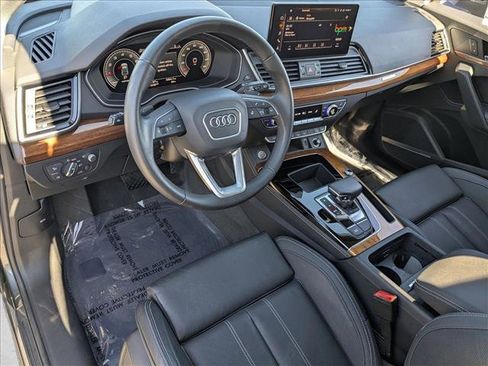 Certified 2023 Audi Q5 2.0T Prestige w/ Prestige Package AWD/4WD image 10