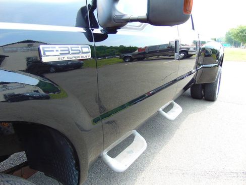 Used 2005 Ford F350 XLT AWD/4WD image 64