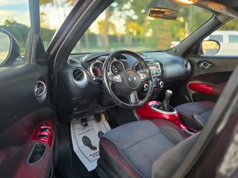 Used 2014 Nissan Juke SV FWD image 20