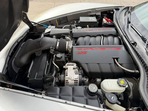 Used 2008 Chevrolet Corvette Coupe RWD image 19