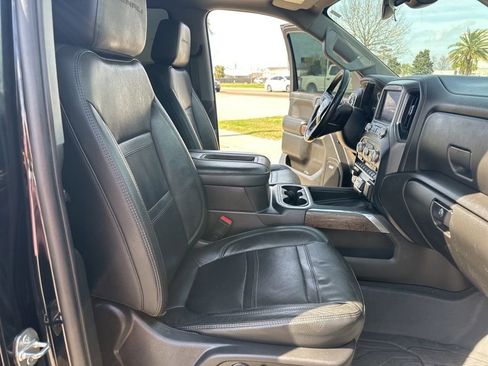 Used 2022 GMC Sierra 1500 Denali w/ Denali Premium Package image 10