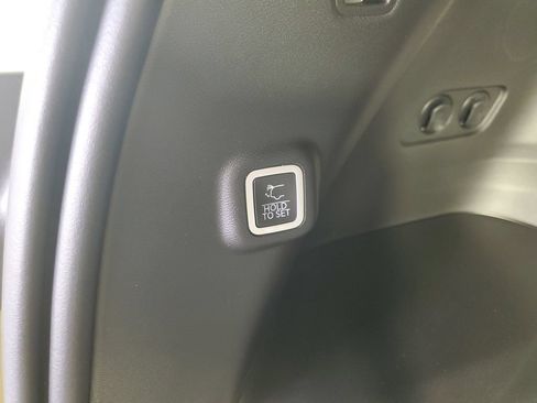 New 2026 Jeep Cherokee Overland w/ Advanced Pro Tech Group AWD/4WD image 34