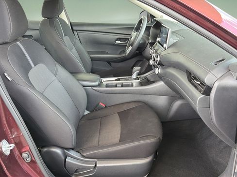 Certified 2025 Nissan Sentra SV FWD image 11