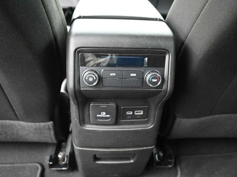 Used 2023 GMC Acadia SLE w/ Driver Convenience Package AWD/4WD image 15