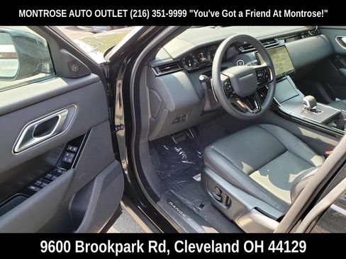 New 2026 Land Rover Range Rover Velar Dynamic SE image 4