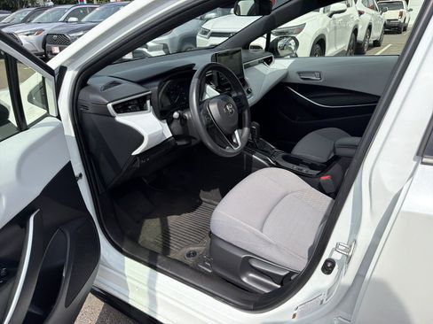 Used 2023 Toyota Corolla SE FWD image 16