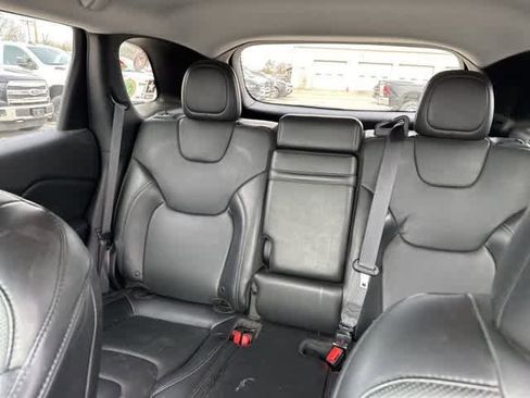 Used 2019 Jeep Cherokee Limited w/ Trailer Tow Group image 5