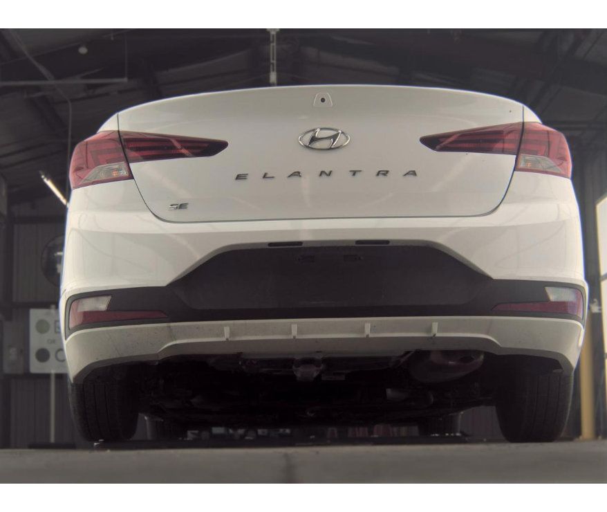 Used 2020 Hyundai Elantra SE w/ Cargo Package (C1) FWD image 7