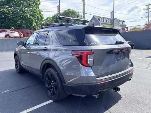 Used 2022 Ford Explorer ST-Line AWD/4WD image 7