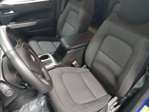 Used 2019 Chevrolet Colorado LT w/ LPO, Premium Interior Package image 14