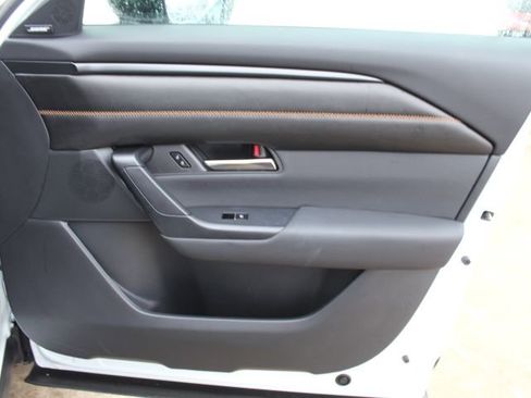 Certified 2025 MAZDA CX-50 AWD 2.5 S w/ Premium Plus Pkg image 40