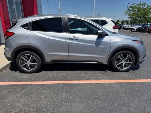 Used 2022 Honda HR-V EX image 7