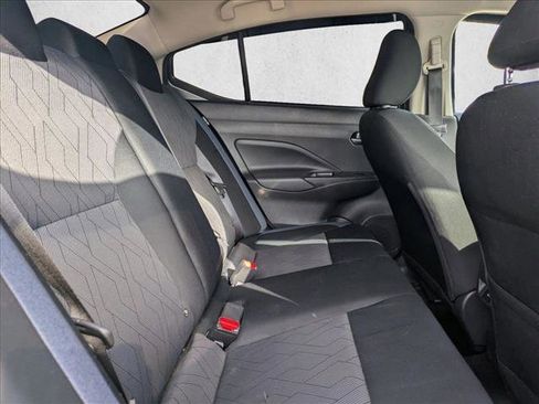 Used 2023 Nissan Versa SV image 14