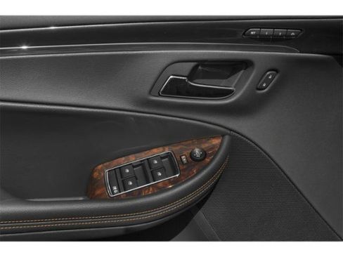 Used 2015 Chevrolet Impala LTZ FWD image 23