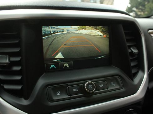 Used 2017 GMC Acadia SLE w/ Driver Alert Package I AWD/4WD image 34