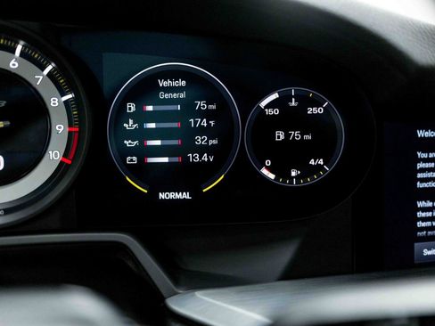Used 2022 Porsche 911 GT3 RWD image 65