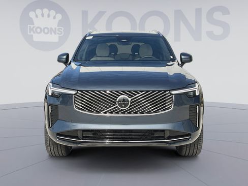 New 2026 Volvo XC90 B6 Plus w/ Protection Package Premier AWD/4WD image 11