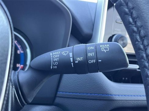 Used 2021 Toyota RAV4 XSE image 31