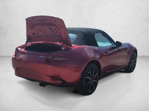 Used 2026 MAZDA MX-5 Miata Grand Touring RWD image 8