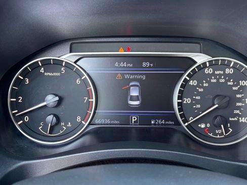 Used 2024 Nissan Altima 2.5 SV FWD image 40
