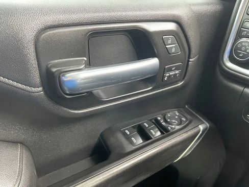 Used 2020 Chevrolet Silverado 2500 LTZ w/ LTZ Convenience Package AWD/4WD image 32
