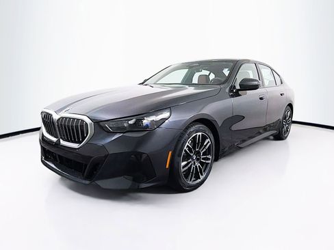 New 2026 BMW 530i xDrive AWD/4WD image 3