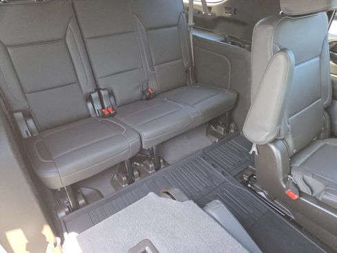 Used 2021 GMC Yukon XL Denali w/ Denali Premium Package RWD image 29