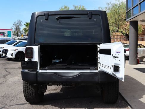Used 2015 Jeep Wrangler Unlimited Sport w/ Max Tow Package AWD/4WD image 24