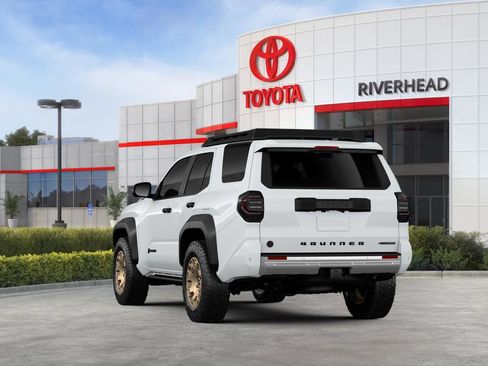 New 2025 Toyota 4Runner Trailhunter image 9