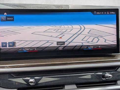 Used 2023 BMW X7 xDrive40i image 13