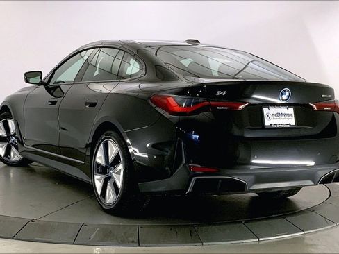 Certified 2023 BMW i4 eDrive35 RWD image 10