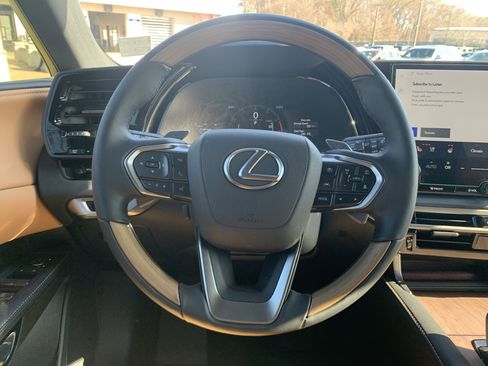 Used 2026 Lexus RX 350 FWD image 18
