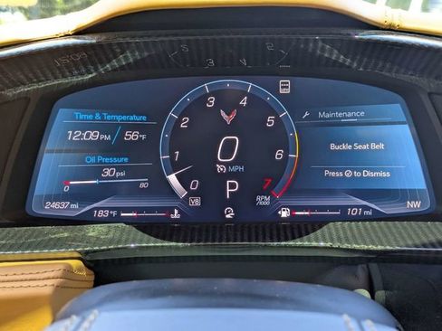 Used 2021 Chevrolet Corvette Stingray Premium Conv w/ Z51 Performance Package RWD image 29