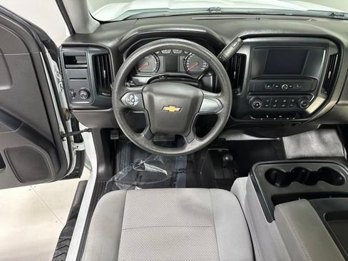 Used 2017 Chevrolet Silverado 1500 W/T w/ Trailering Package AWD/4WD image 14