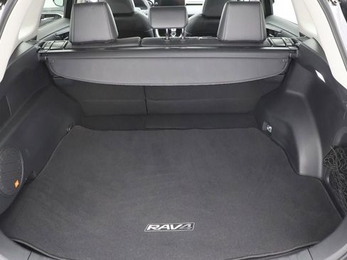 Used 2024 Toyota RAV4 Limited image 32