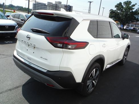 Used 2021 Nissan Rogue SL AWD/4WD image 7