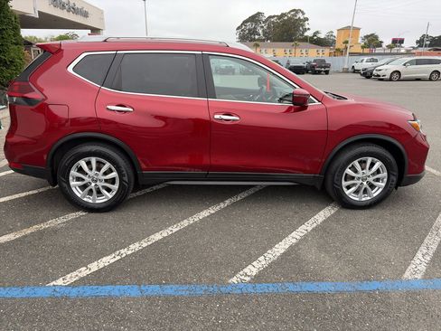 Used 2019 Nissan Rogue SV FWD image 21
